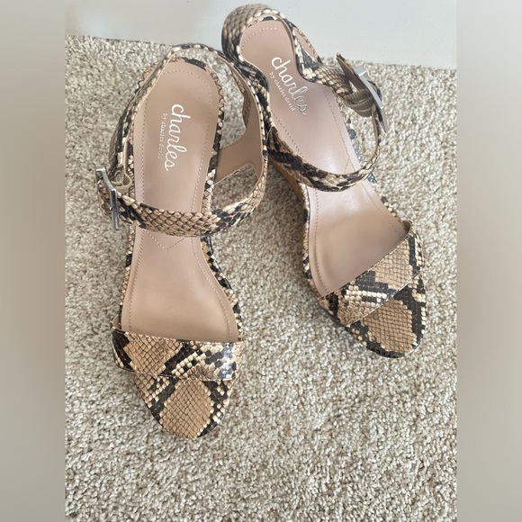 Charles David Lindy Snakeskin Single Vamp Band Ankle Strap Cork Wedge Sz 8.5 - Picture 4 of 9